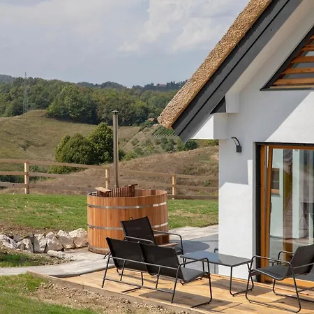 Dom wakacyjny Hiska B&n Podlehnik