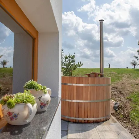 Dom wakacyjny Hiska B&n *