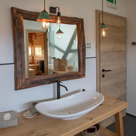 Prázdninový dům Hiska B&n *