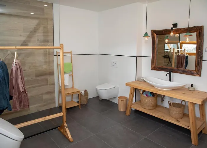 Hiska B&n * Podlehnik